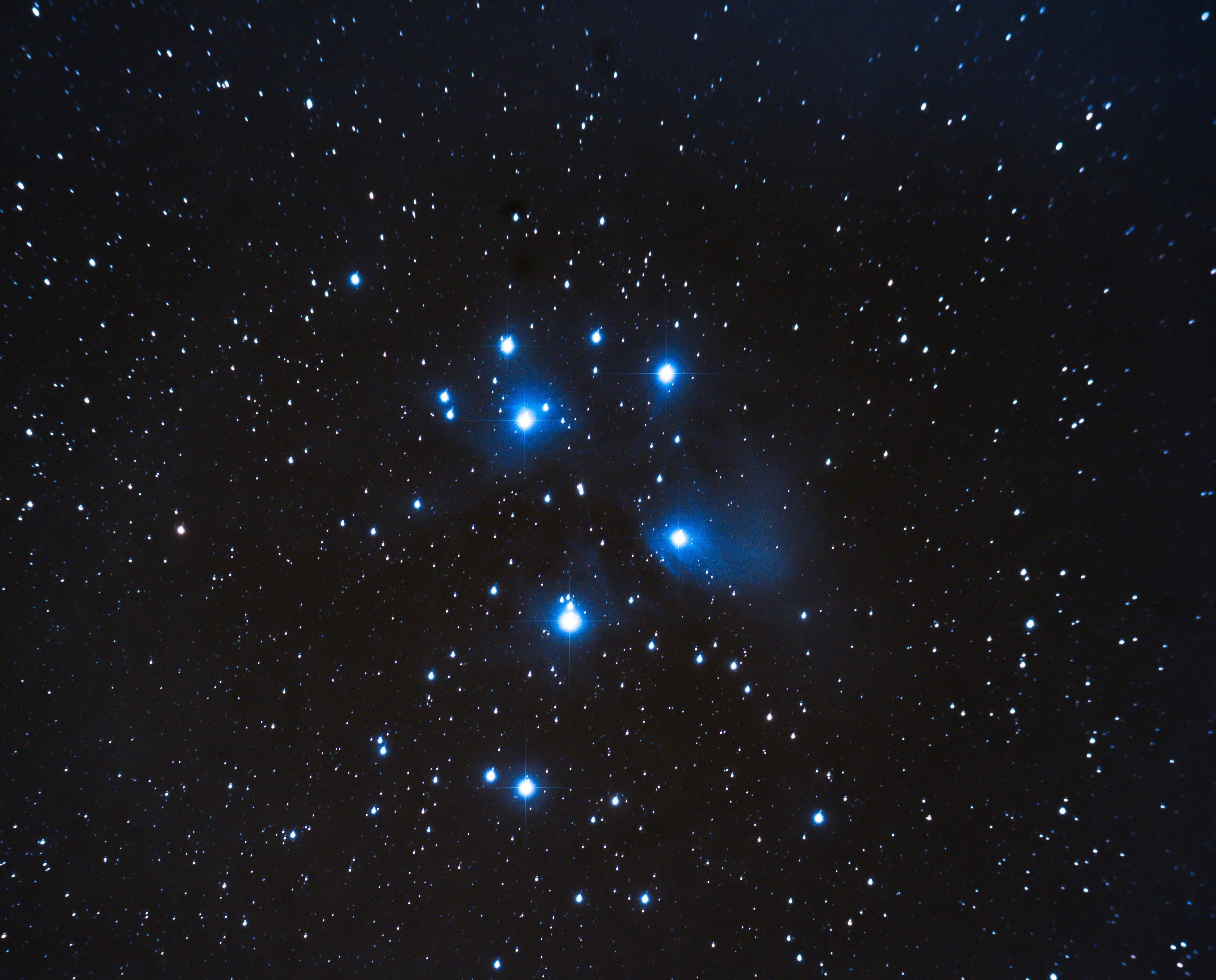The blue Pleiades star cluster
