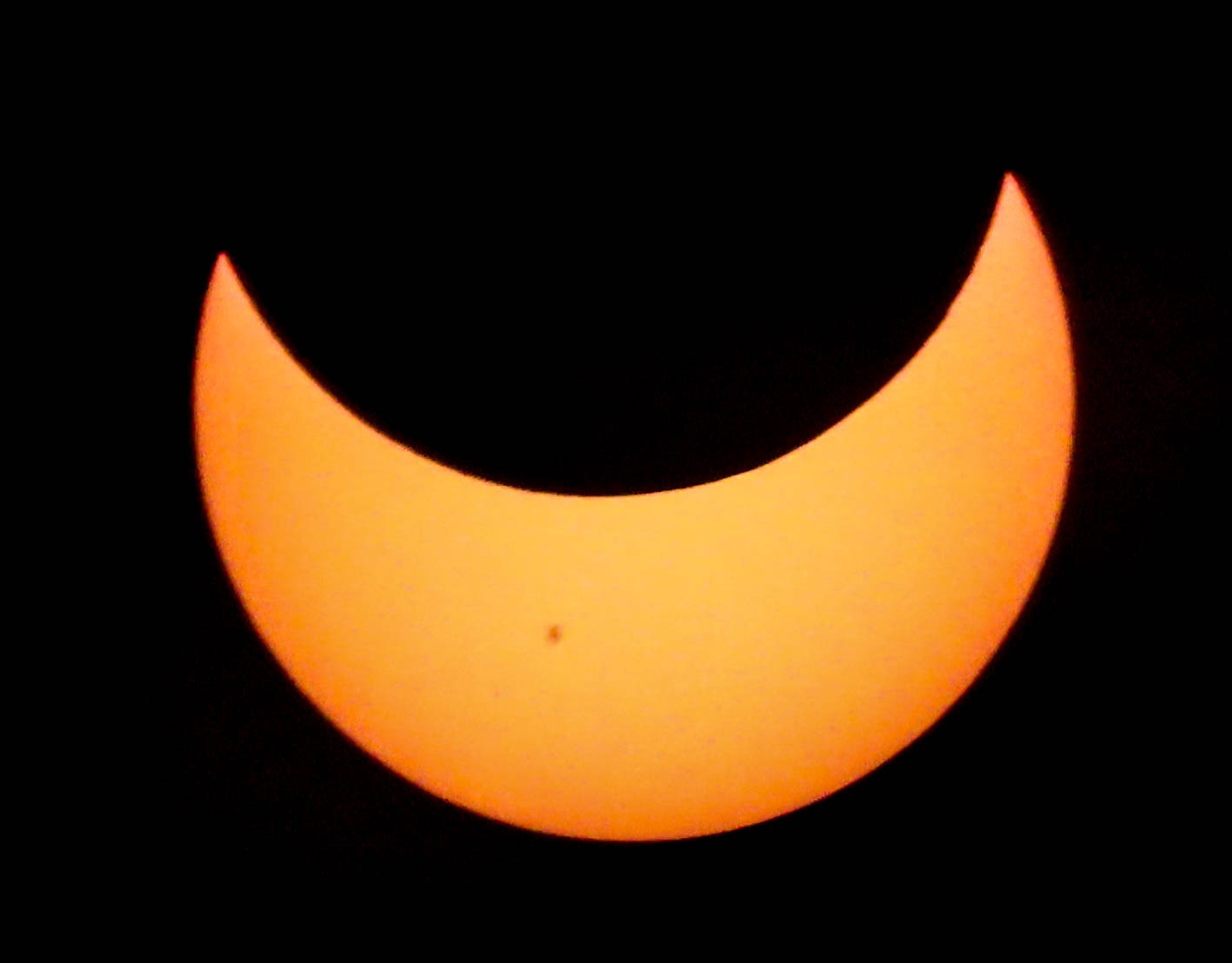 Annular eclipse photograph 06