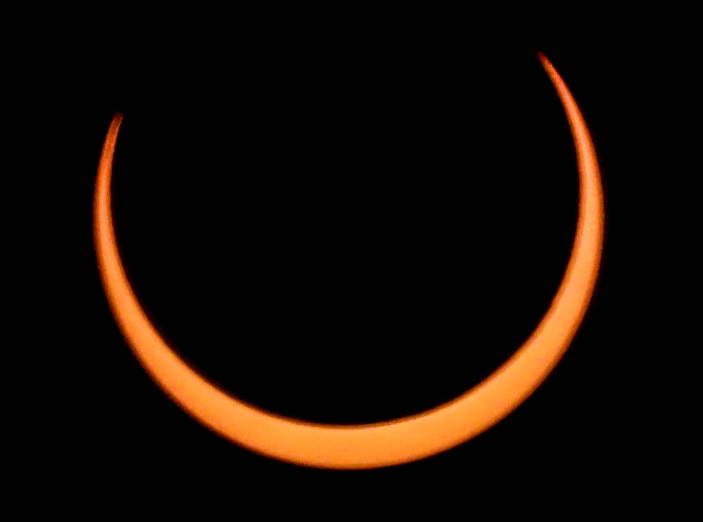 Annular eclipse photograph 11