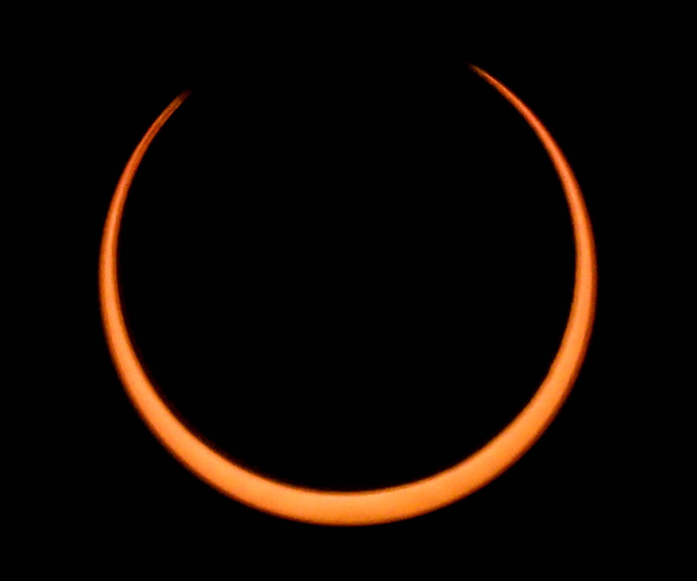 Annular eclipse photograph 12