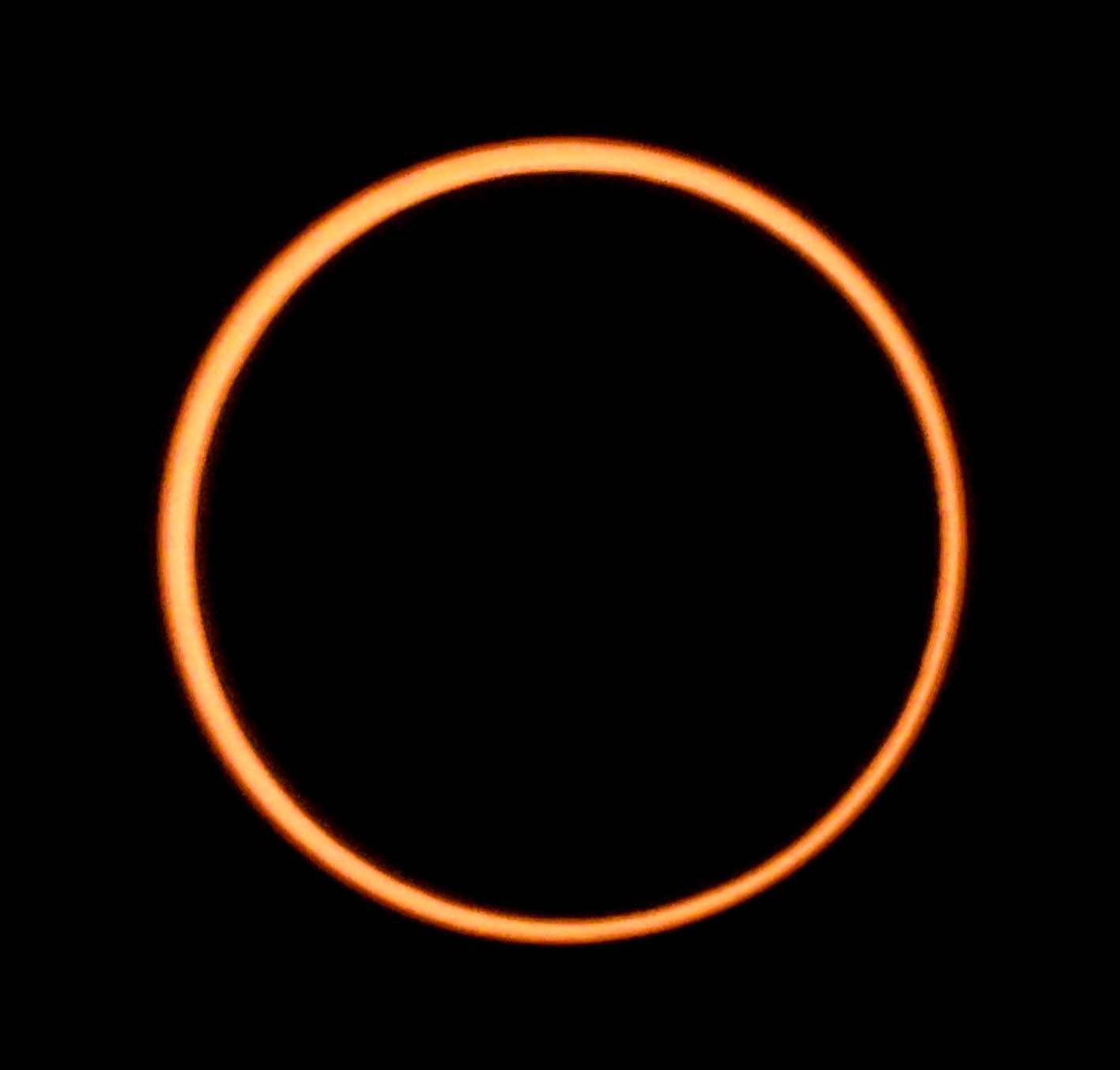 Annular eclipse photograph 16