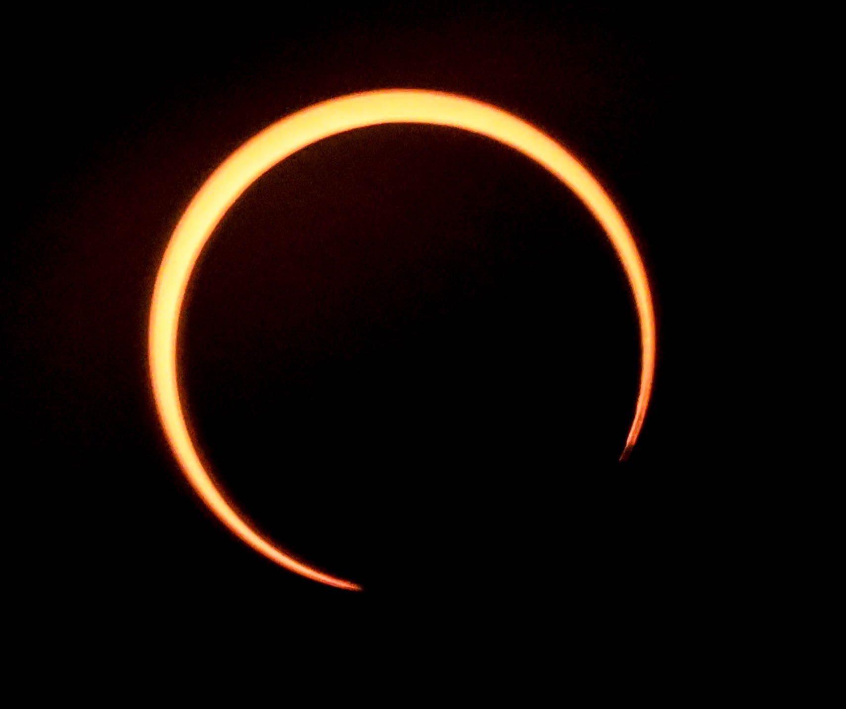 Annular eclipse photograph 19